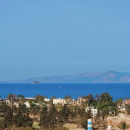 Panoramik Doga Ve Deniz Manzarasina Sahip 3+1 Apartamento *